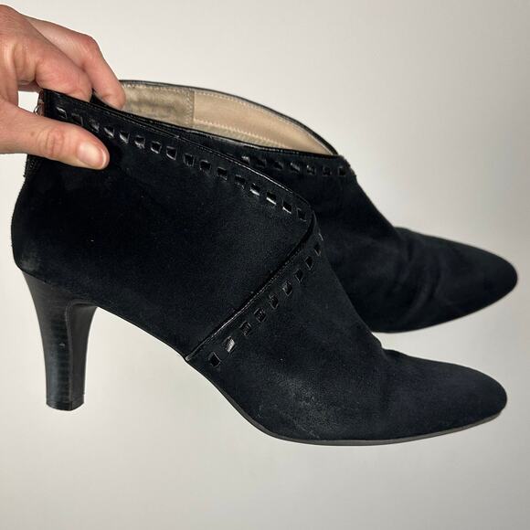 Life Stride Giada Almond Toe Black Heeled Booties Women's 11 - Picture 4 of 9